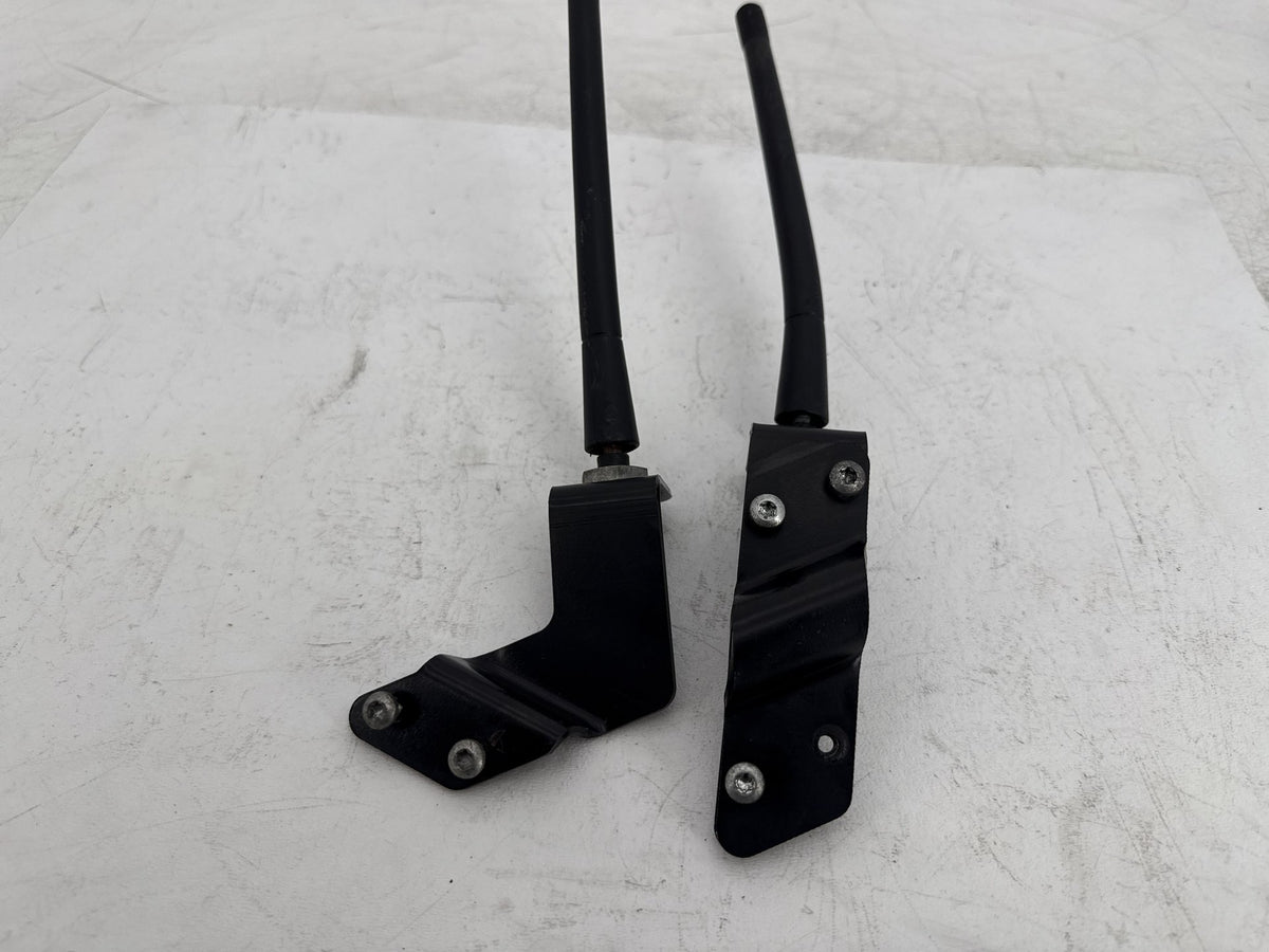 2013 Harley Street Glide Touring FLHX OEM Audio Radio Antenna Mast FM AM