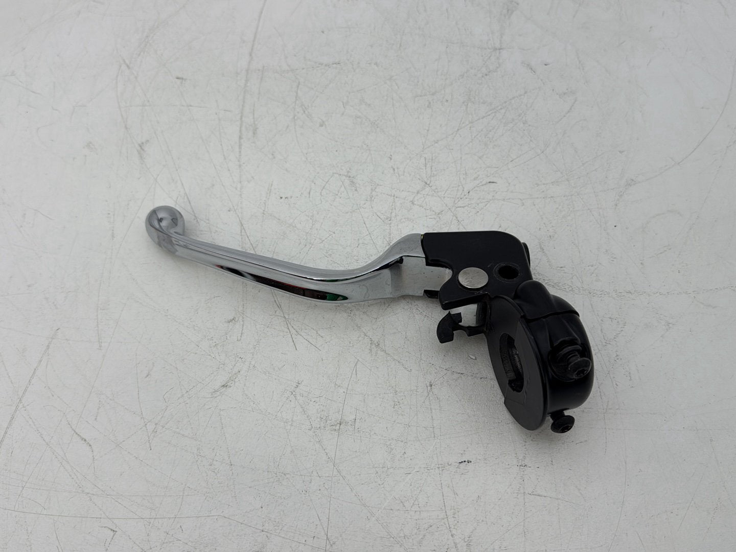 2005 Harley Touring FLHRCI Road King Classic OEM Front Left Hand Clutch Control Lever