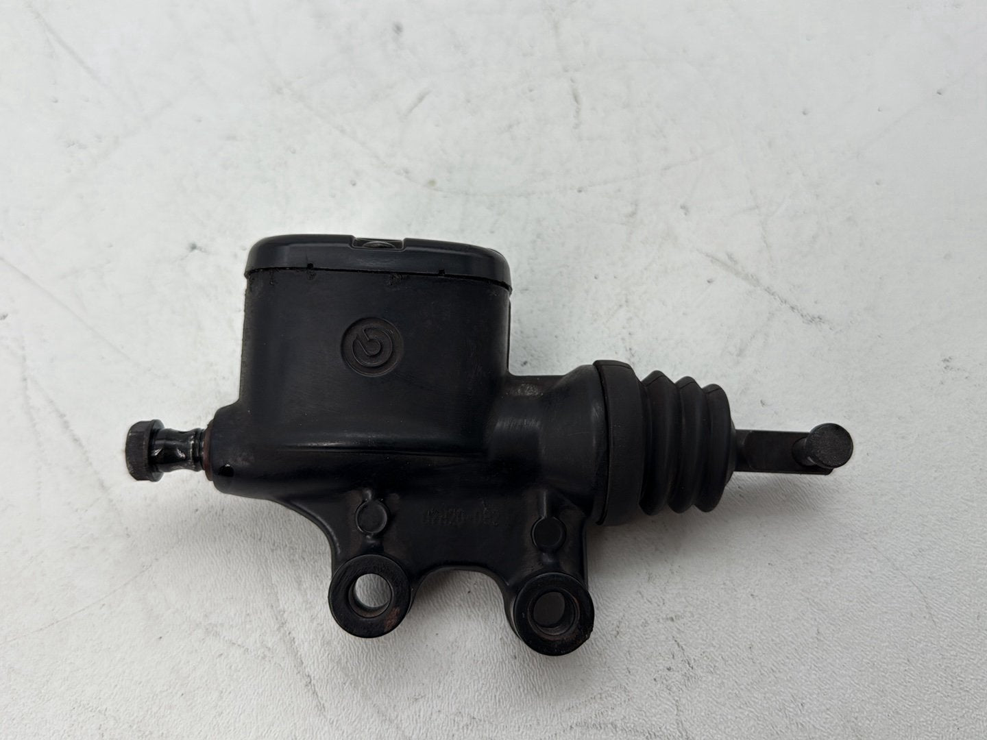 2008 Harley Road King Touring FLHR OEM Rear Brake Master Cylinder Reservoir