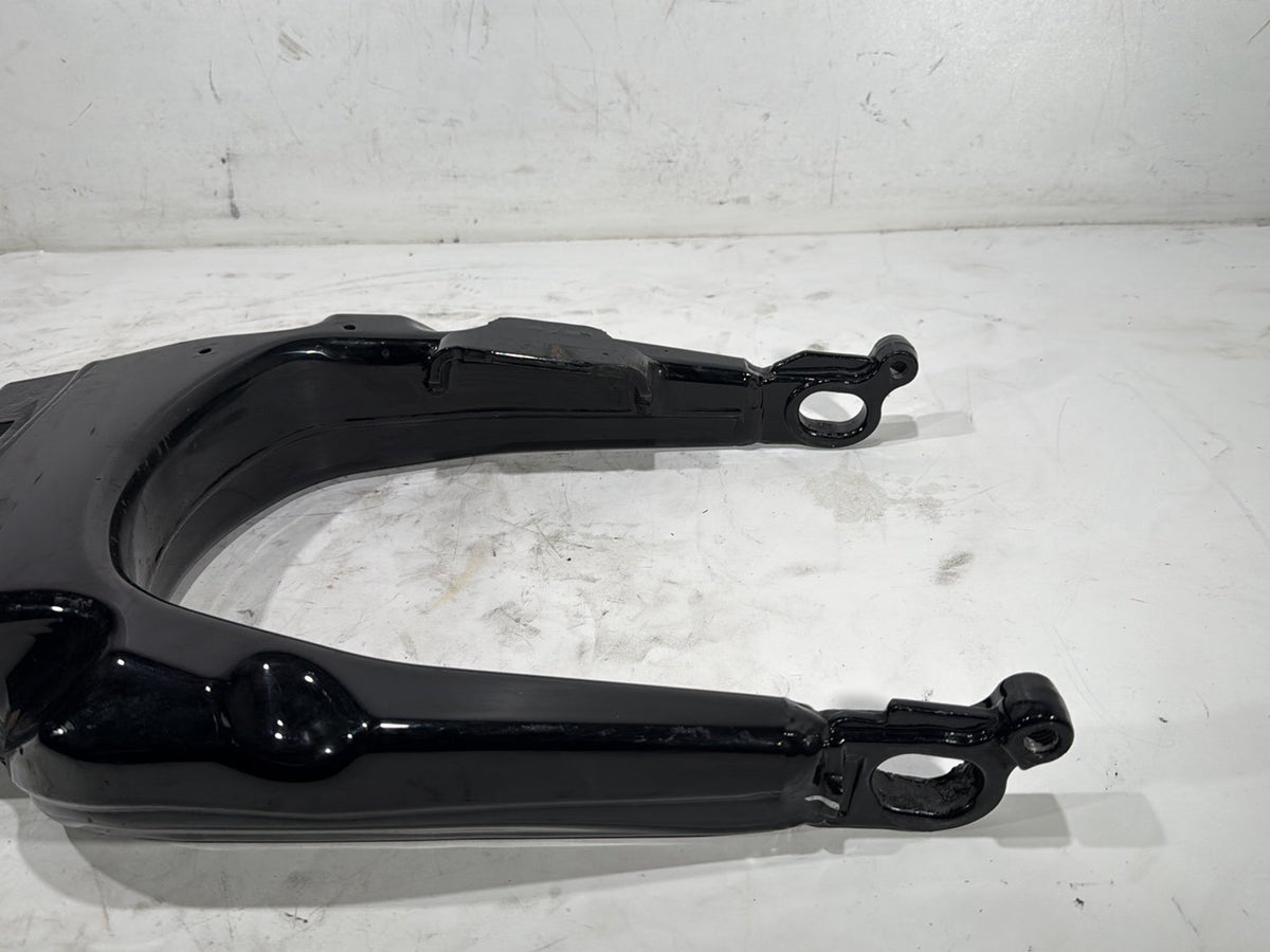 2011 Harley Street Glide Touring FLHX OEM Rear Fork Swingarm Swing Arm