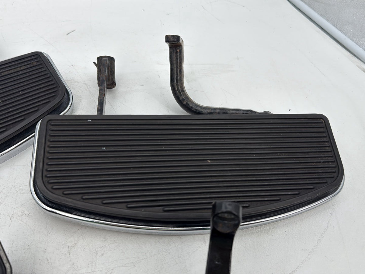 2008 Harley Touring Electra Ultra Left Right Driver & Pass Floorboard Foot Rest
