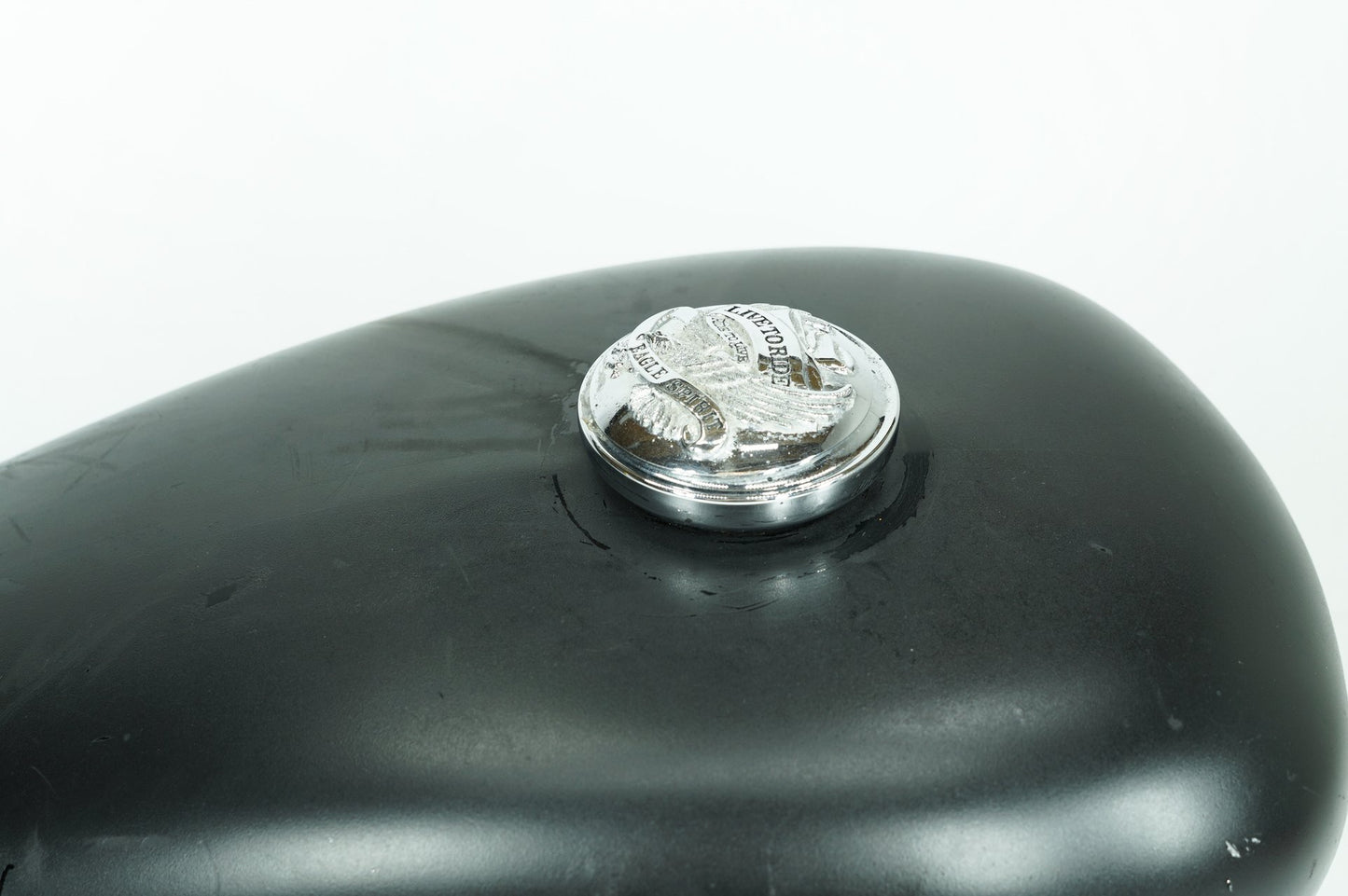 2004 - 2013 Harley-Davidson Sportster Base 883 Fuel Gas Tank Gasoline Reservoir 61348-04