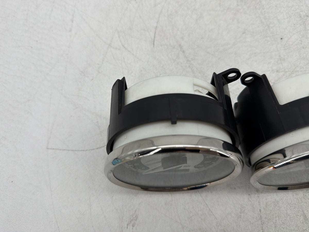 09 Harley Electra Glide Touring CVO Eagle Air Oil Volt Fuel Tacho Speedo Gauges