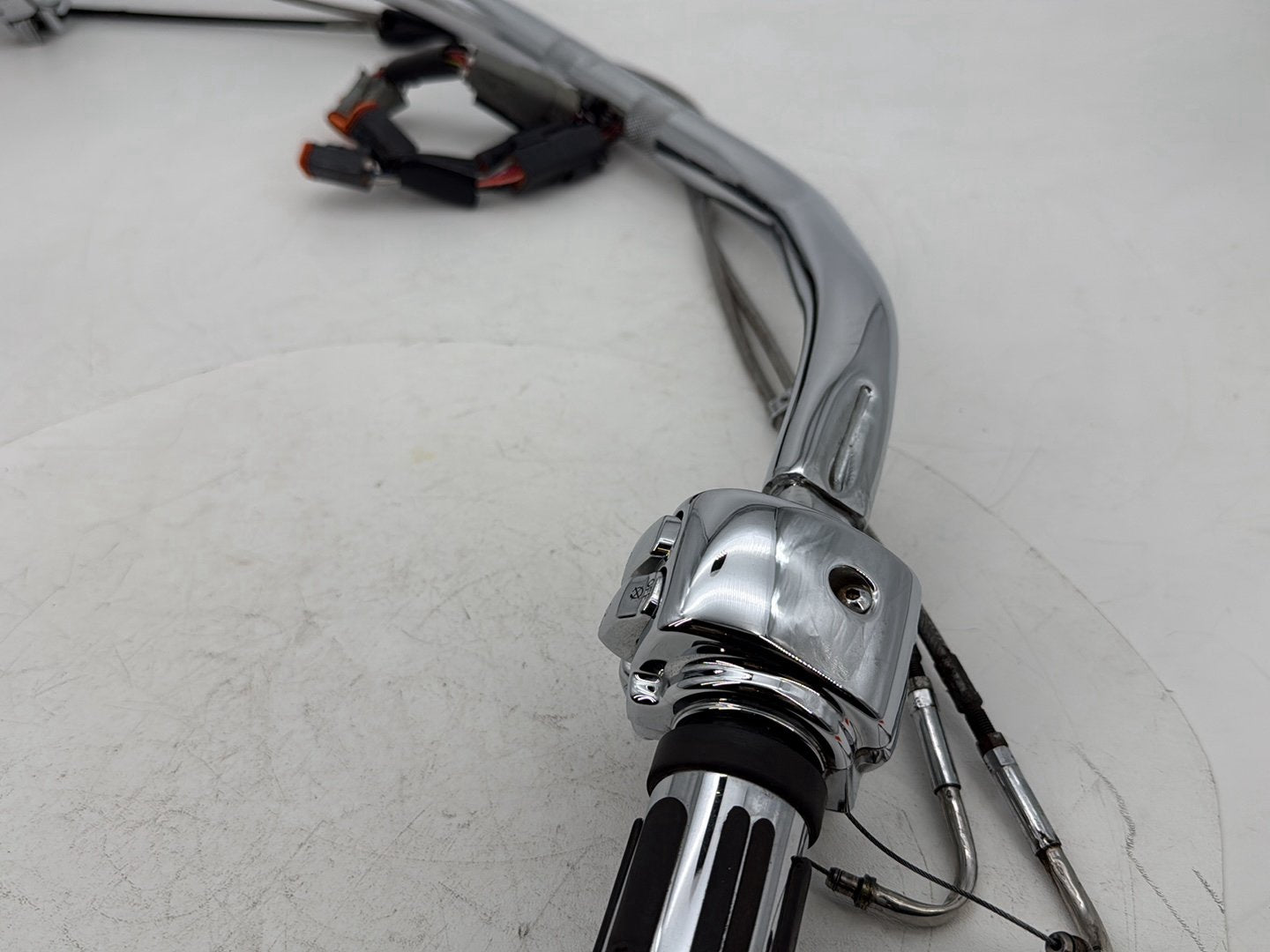 1999 - 2006 Harley-Davidson Touring Road King Classic Handlebars Left Right Switches Controls 71682-06A , 55947-00