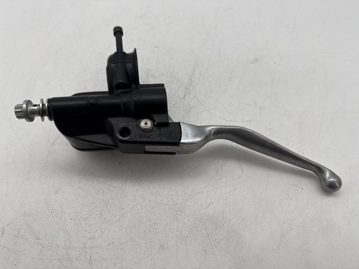 2014 Harley Softail Slim FLS OEM Front Right Brake Lever Master Cylinder