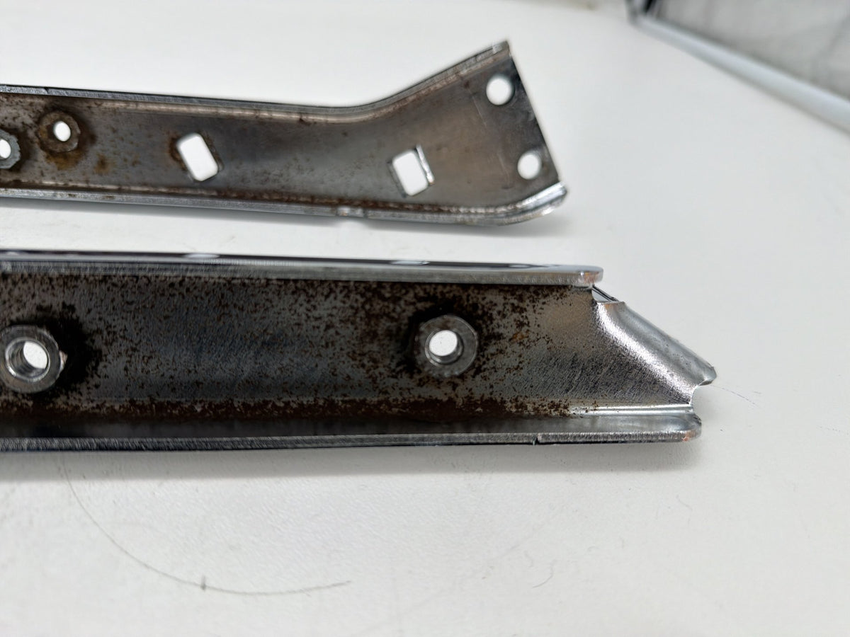 01 Harley Electra Glide Touring OEM Left Right Saddlebag Fender Struts Brackets
