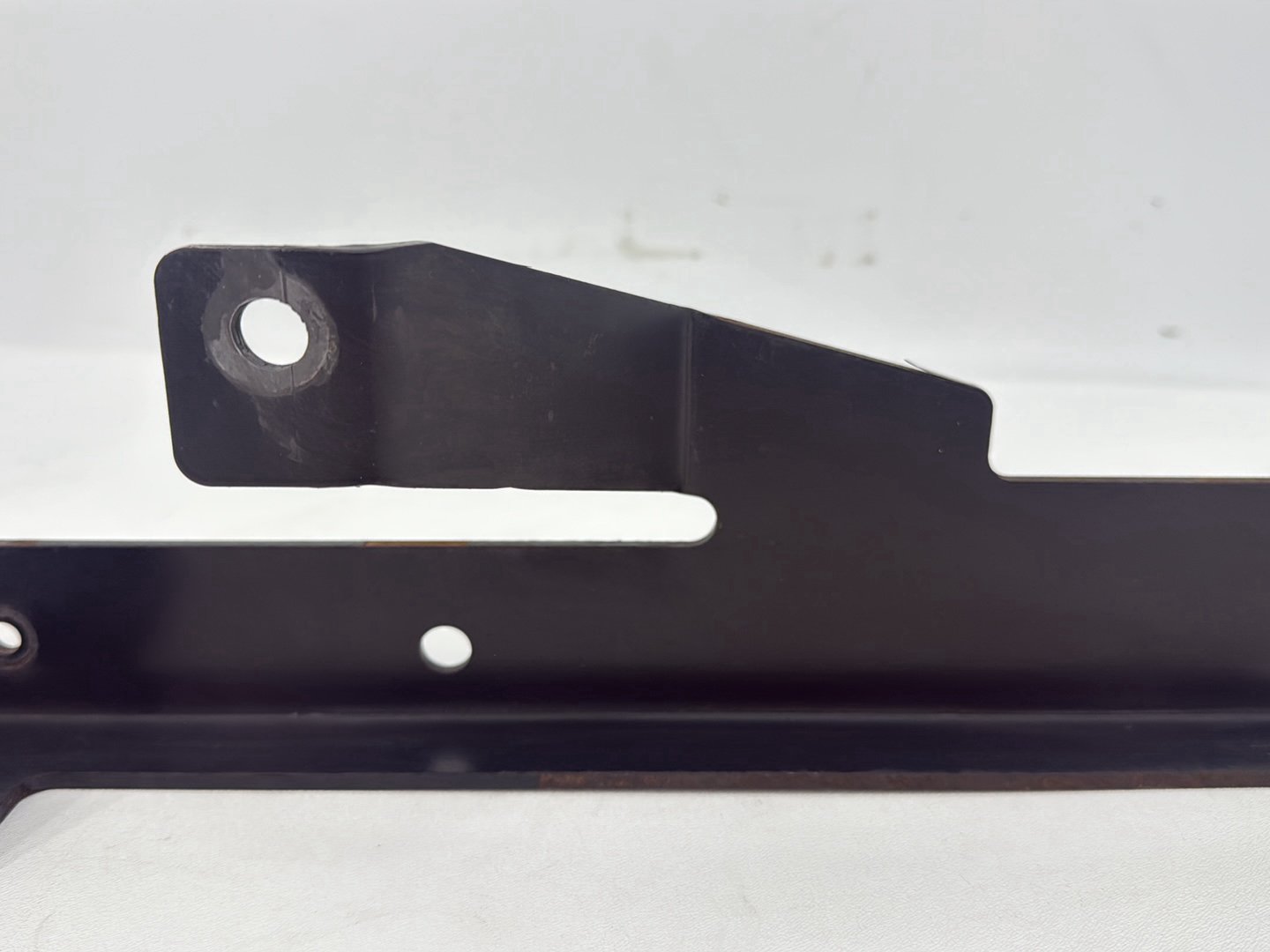 11 Harley Sportster XL1200N 1200 Nightster Exhaust System Support Bracket Holder