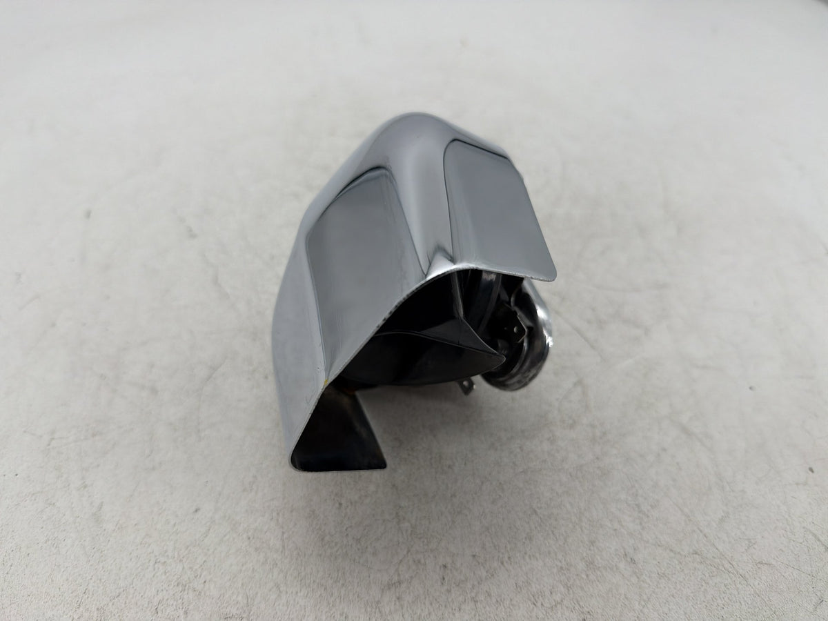 2005 Harley Dyna Super Glide Custom FXDC OEM Horn Signal Klaxon Chrome Cover