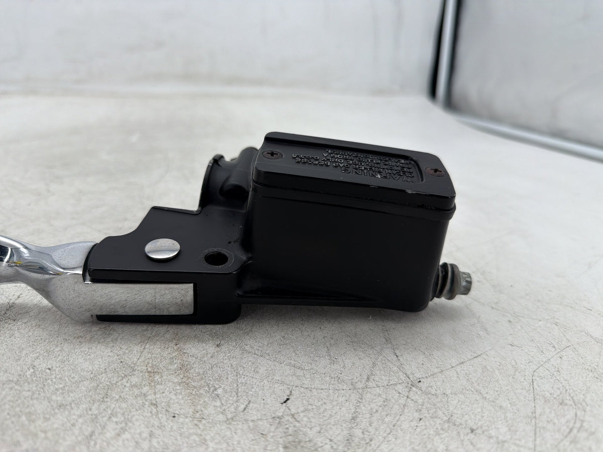 1991 Harley Electra Glide Touring OEM Front Right Brake Lever Master Cylinder
