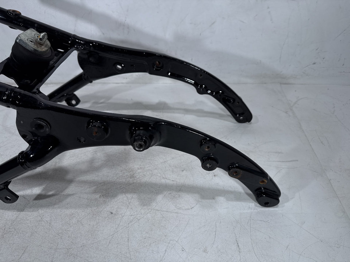 2011 Harley Electra Touring Police OEM Rear Back Sub Frame Rail Bar 48079-09BHP