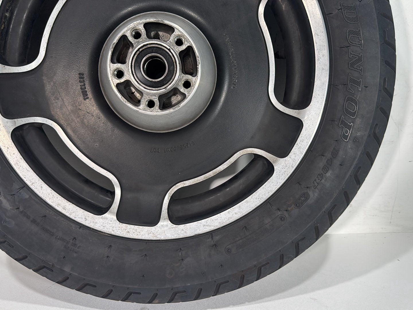 2007 Harley Street Glide Touring FLHX OEM Rear Wheel Rim Tire 130/90-16 M/C 67H
