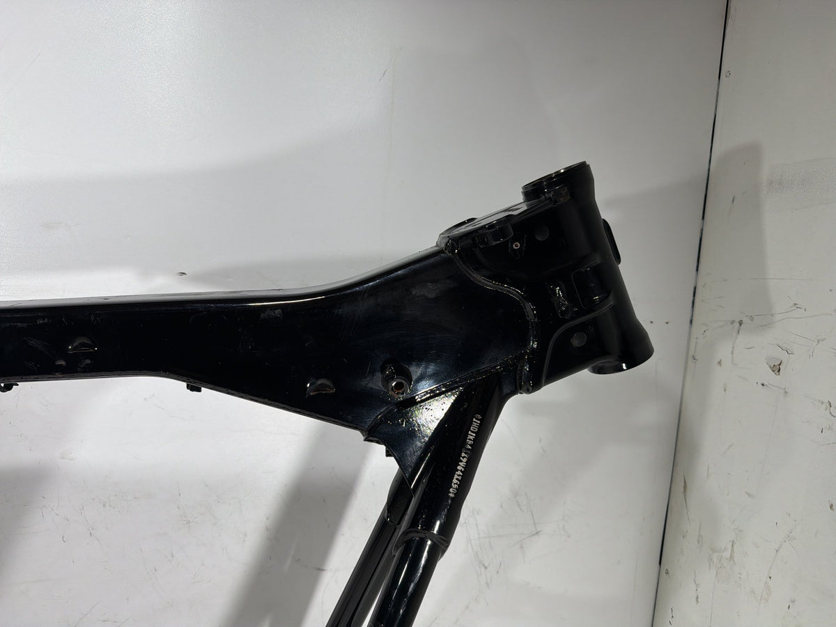 2009 Harley Street Glide Touring FLHX OEM Body Main Frame Chassis SLVG