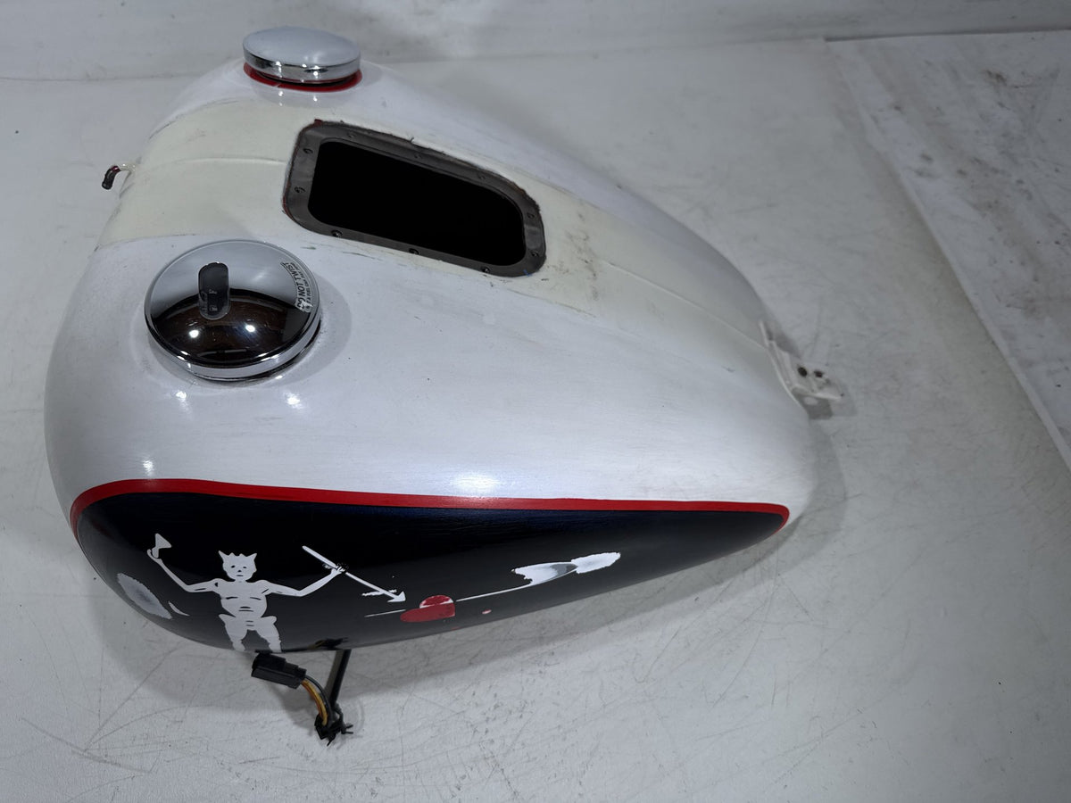 2004 Harley Heritage Softail Classic OEM Fuel Gas Tank Gasoline Reservoir EFI