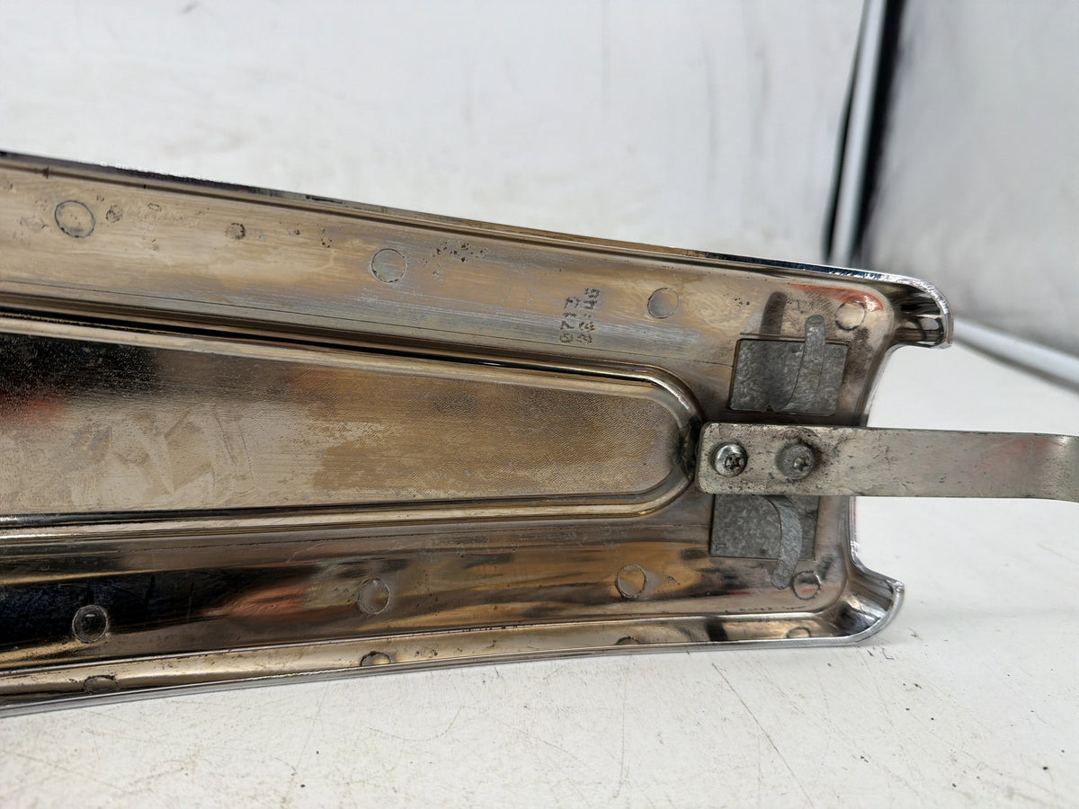 2010 Harley Street Glide Touring FLHX OEM Fuel Gas Tank Dash Console NOKey
