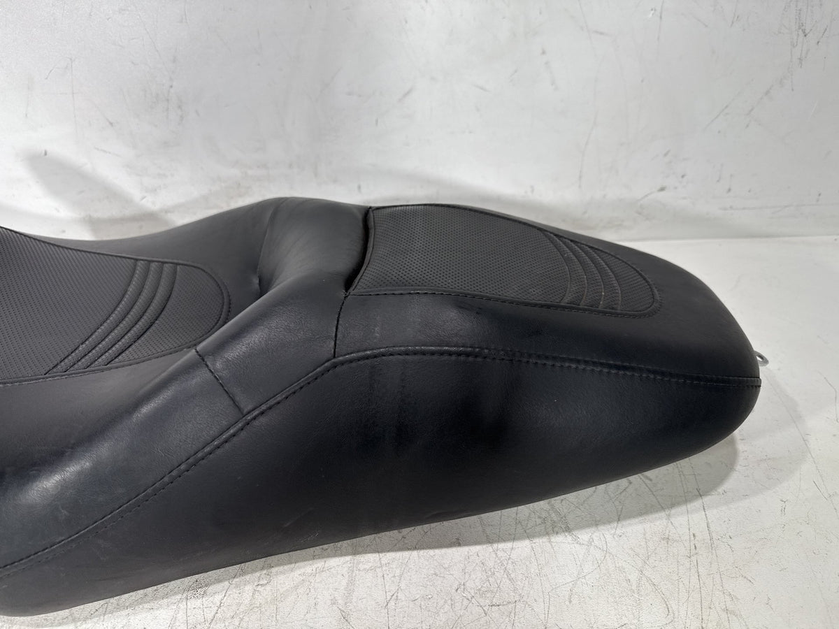 2012 Harley Electra Glide Touring Ultra OEM Passenger Rider Driver Seat Saddle