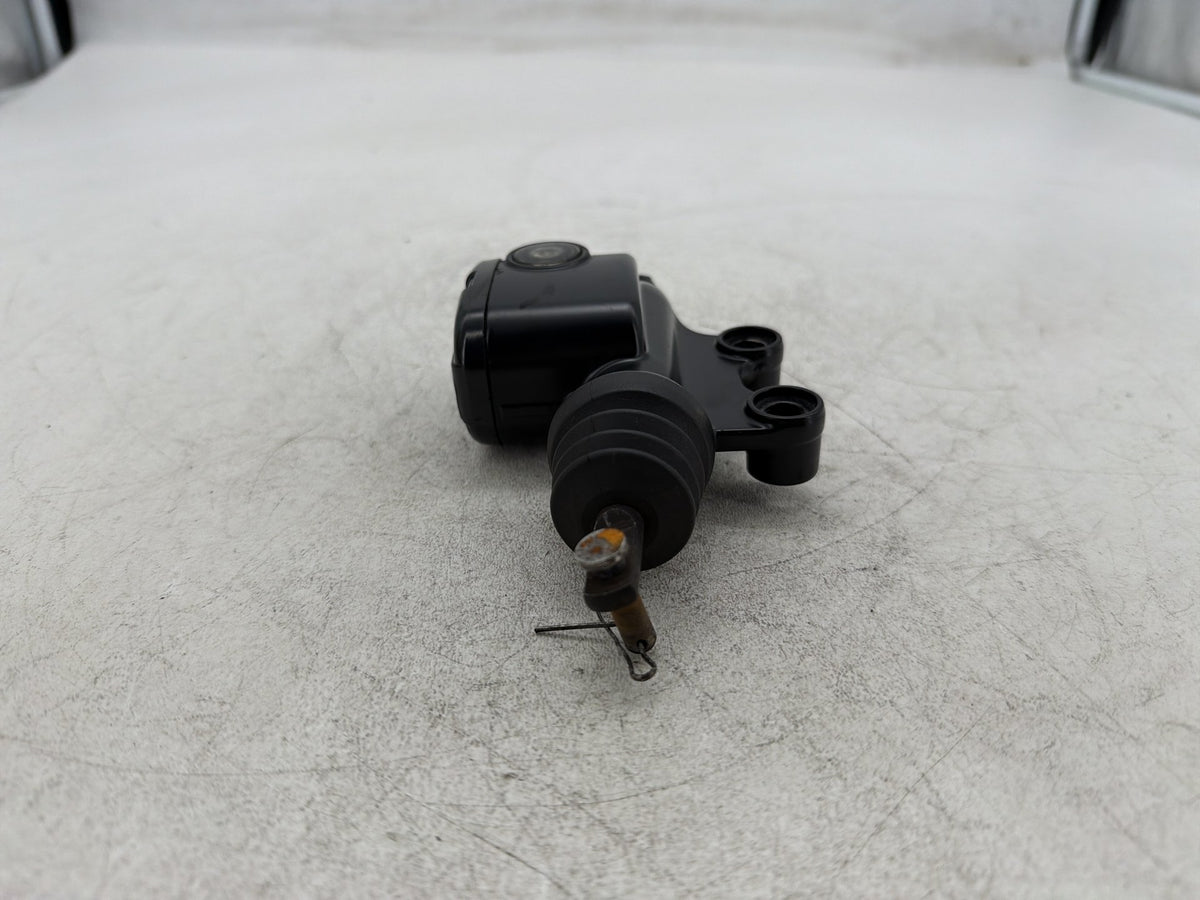 11 Harley Electra Glide Touring Police OEM Rear Brake Master Cylinder Reservoir