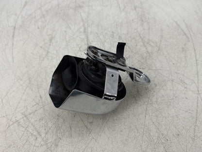 2000 Harley Softail FLSTC Heritage Classic OEM Horn Signal Klaxon Chrome Cover