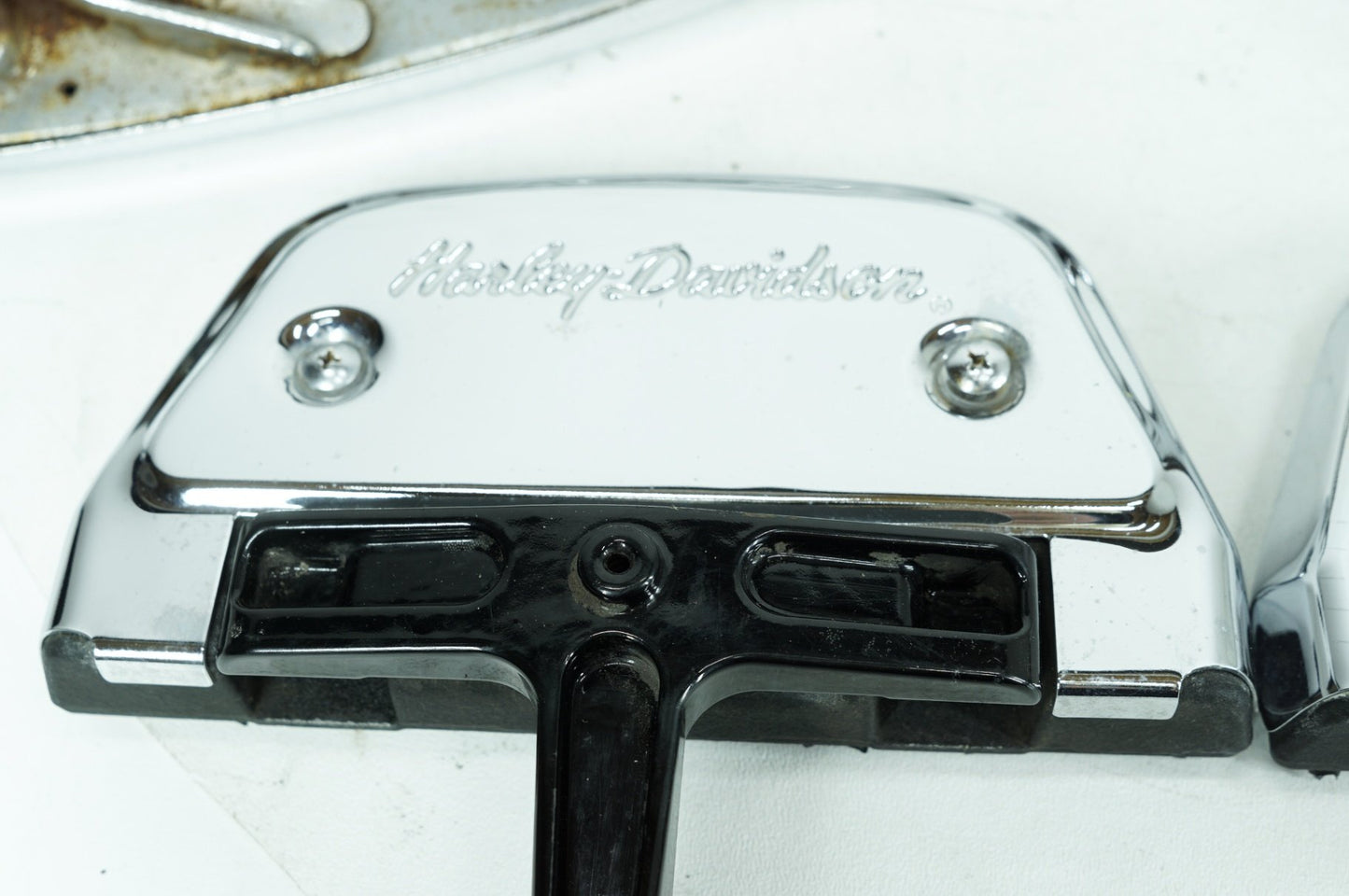 2007 - 2012 Harley-Davidson Touring Electra Glide Left Right Driver & Pass Floorboard Foot Rest 50683-04