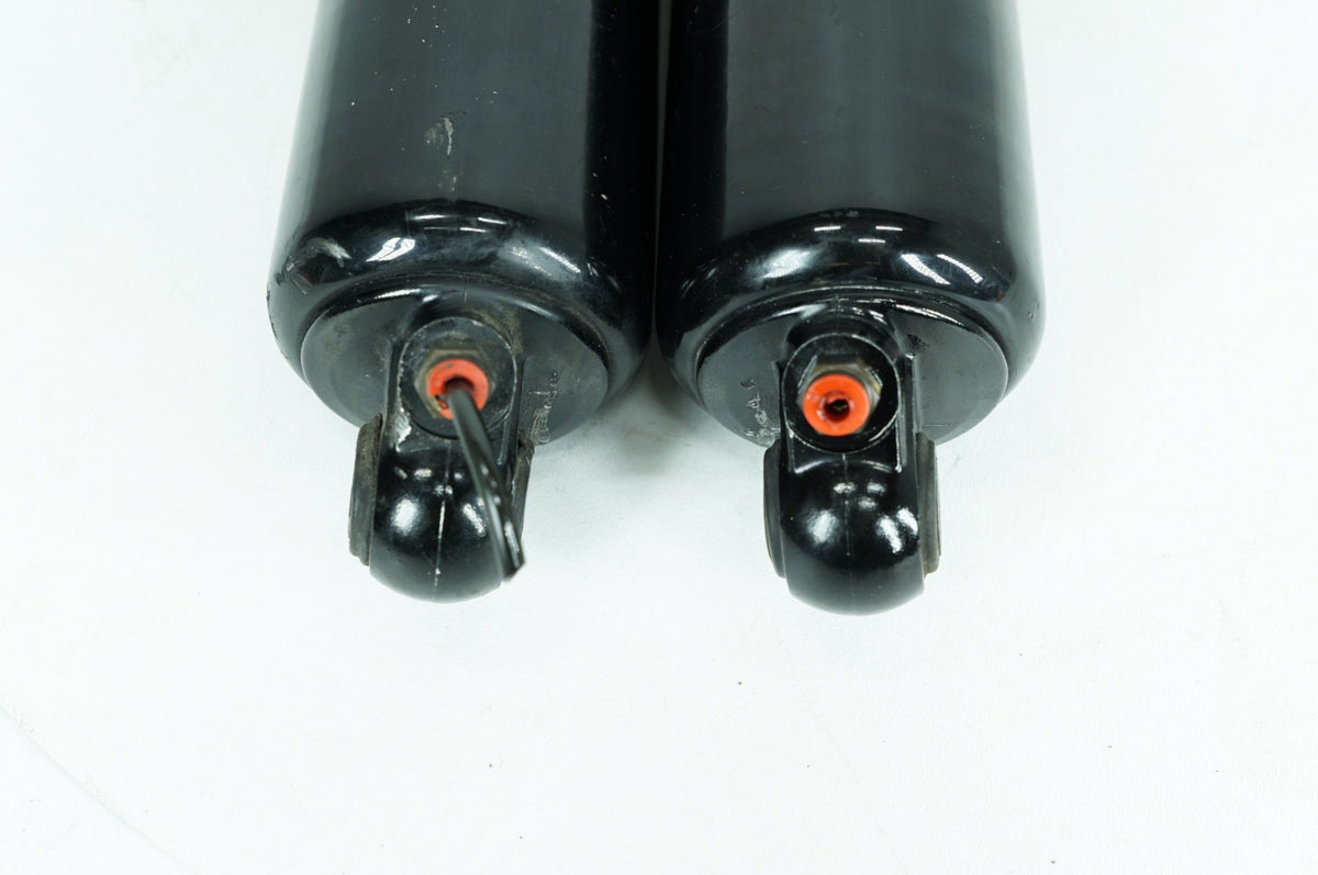 2012 Harley Touring Road Glide Custom Rear Left Right Shock Absorbers Low 12"