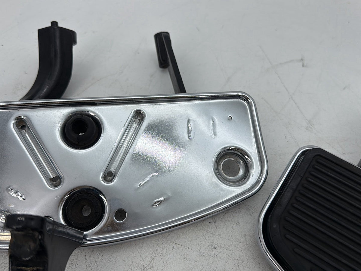 2018 Harley Electra Glide Touring Left Right Driver & Pass Floorboard Foot Rest