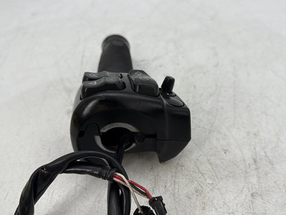 2018 Harley Electra Glide Touring Ultra FLHTCU OEM Right Engine Start Kill Switches Controls