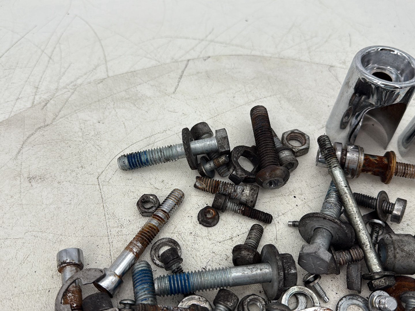 2015 Harley Dyna Low Rider FXDL OEM Hardware Bolts Nuts & Brackets