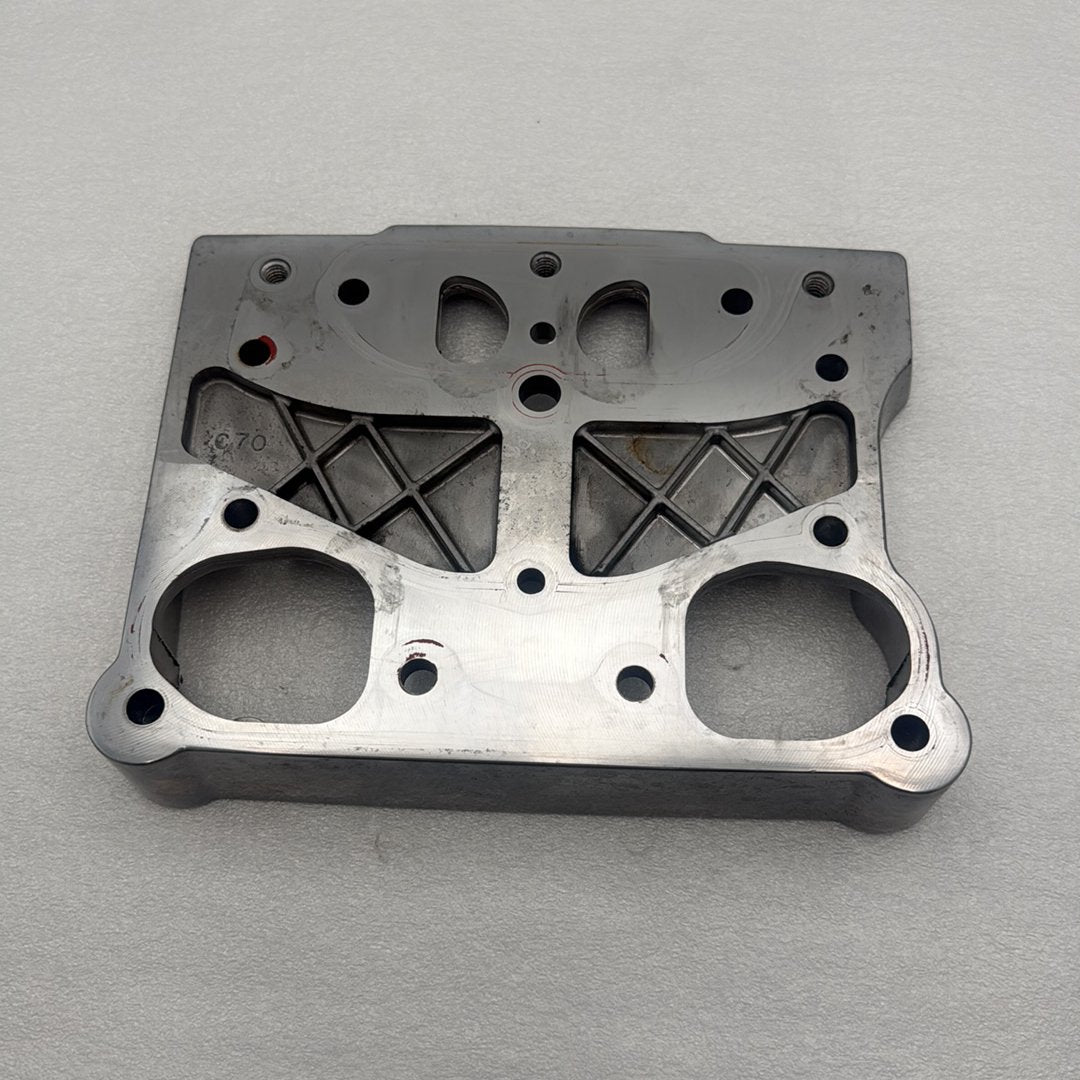 2007 - 2017 Harley-Davidson Dyna Street Bob Twin Cam Lower 1 Rocker Box 17543-99A 17543-99