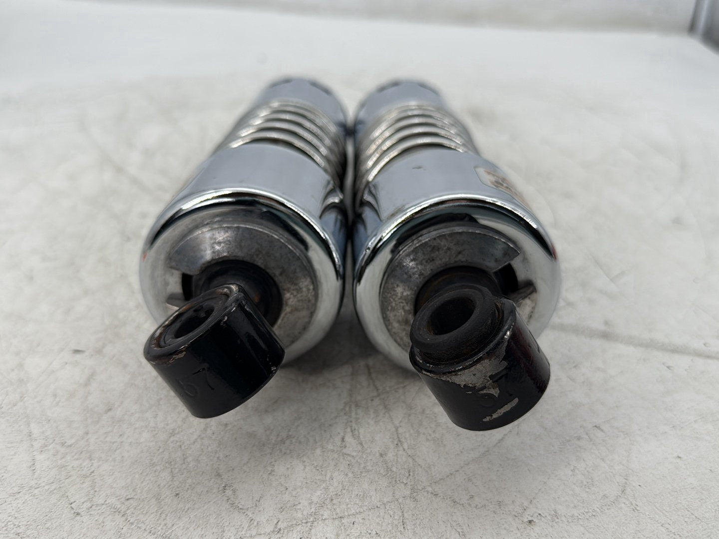 1997 Harley Sportster 1200 Custom XL1200C OEM Rear Left Right Shock Absorbers 12"
