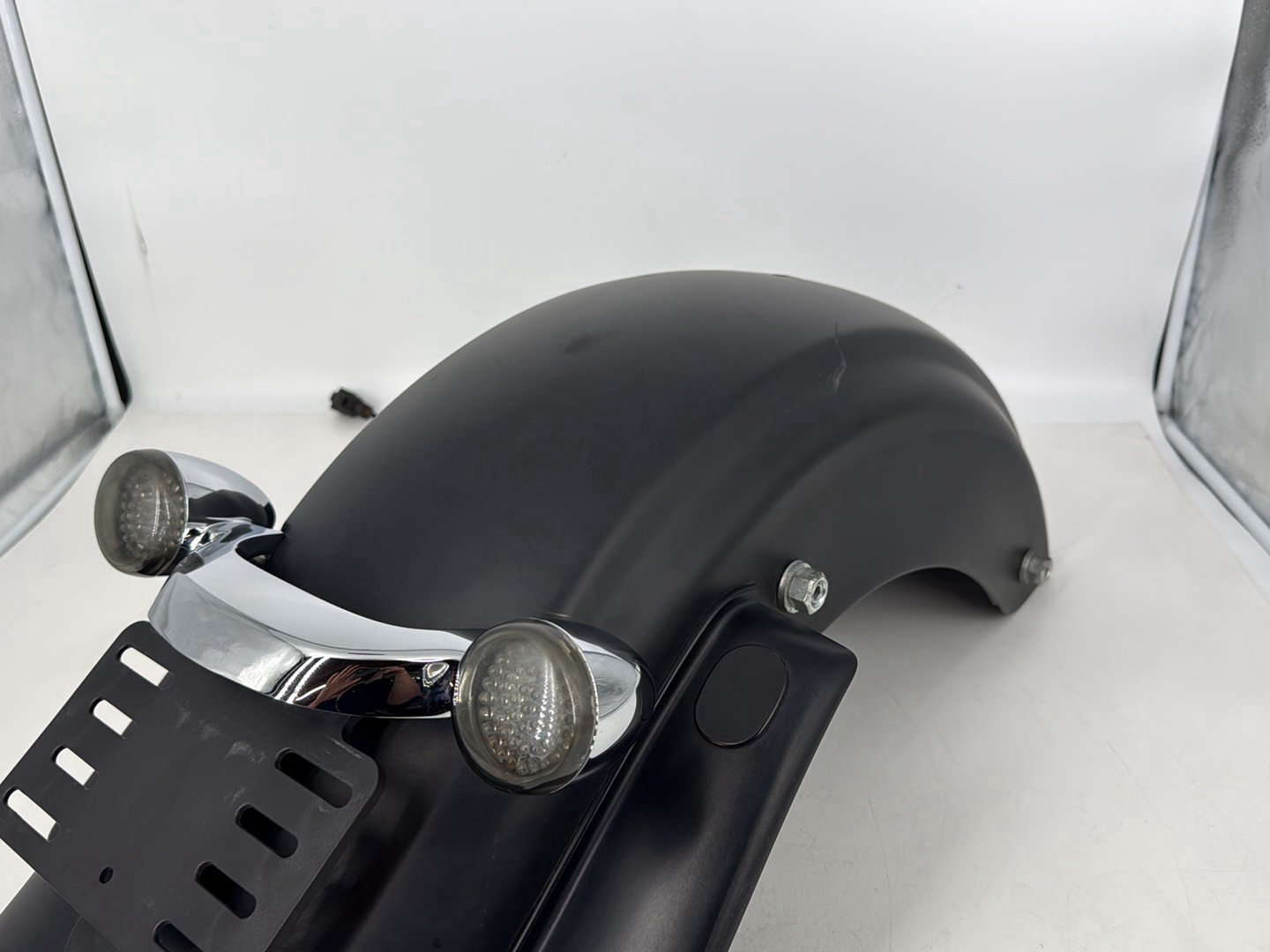 2008 - 2016 Harley-Davidson Touring Street Glide Rear Wheel Fender & Turn Signals Bar 59731-09