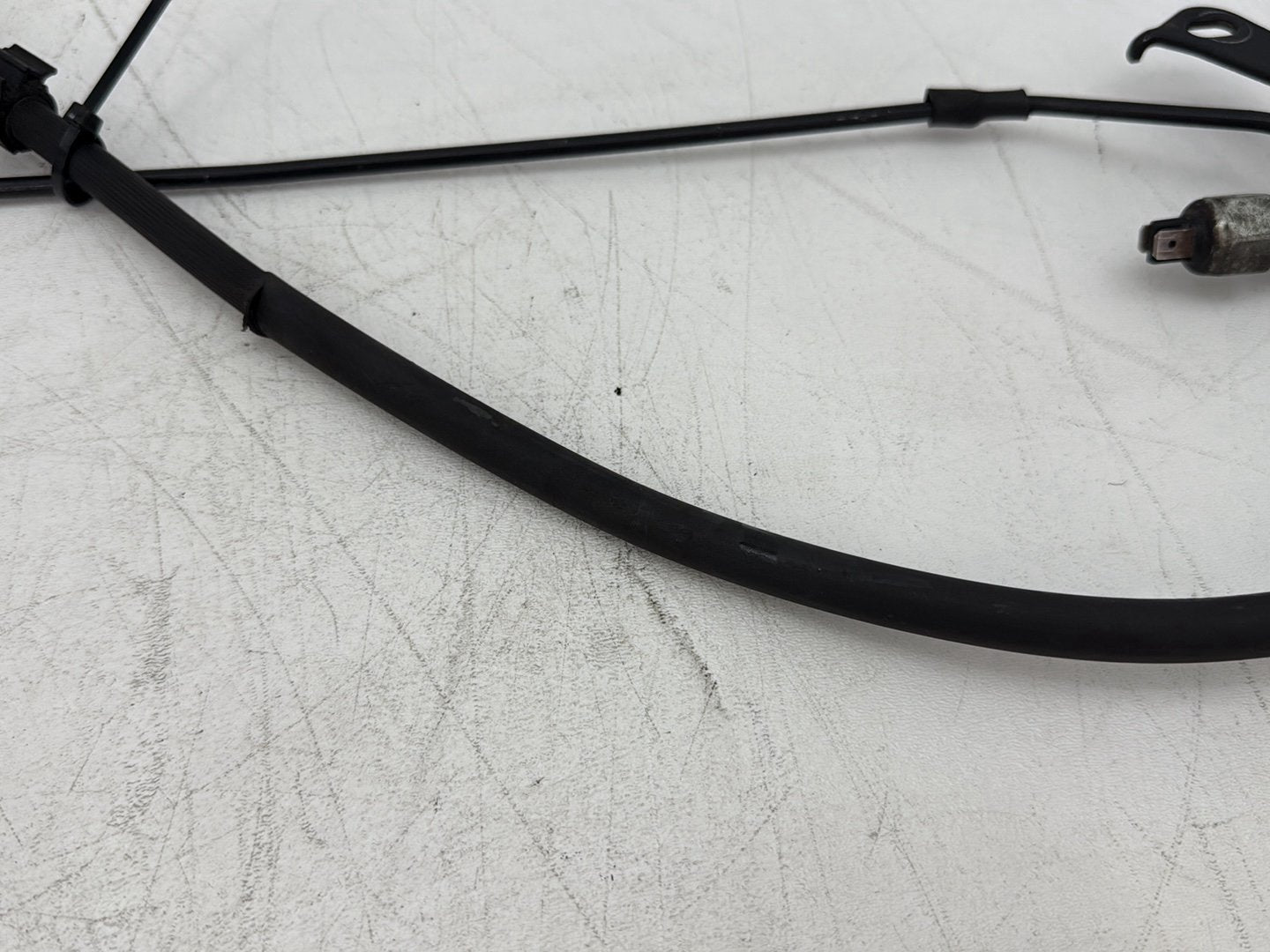 2013 Harley Electra Glide Touring Ultra FLHTCUI OEM Rear Brake Hose Line Pipe NON-abs