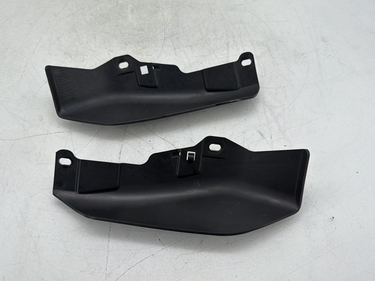 2011 Harley Electra Glide Touring Ultra OEM Left Right Flare Wind Deflector Cover