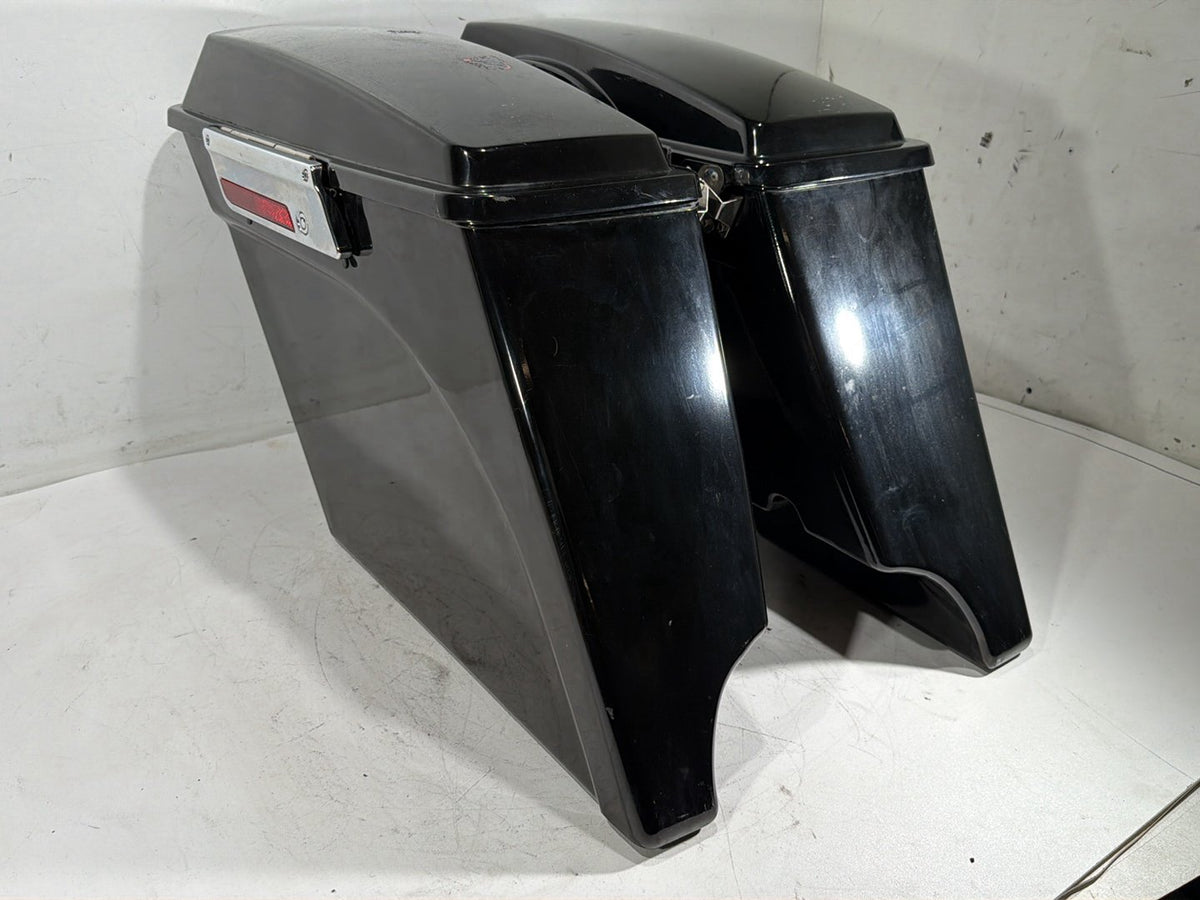 2010 Harley Road King Touring Classic OEM Left Right Saddlebags Luggage NOKey
