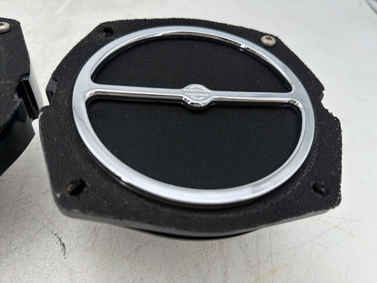 2009 Harley Electra Glide Touring CVO Eagle OEM Left Right Sound Audio Speakers