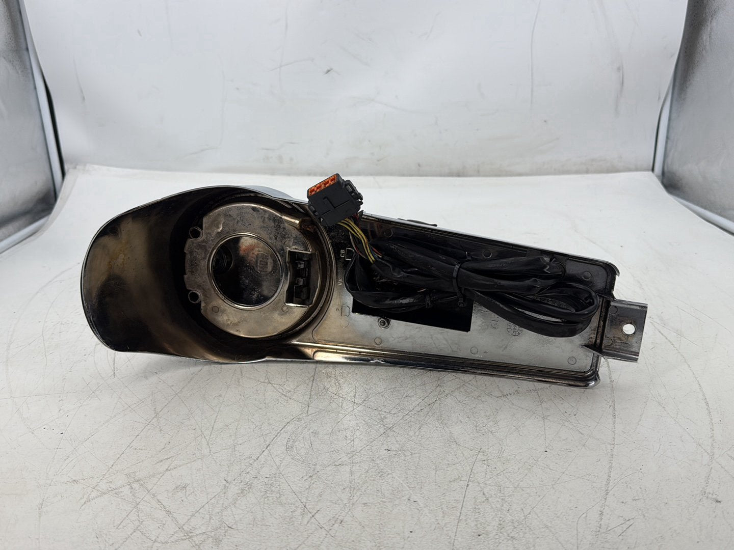 2000 Harley Touring Electra Glide Ultra OEM Fuel Gas Tank Dash Console NOKey