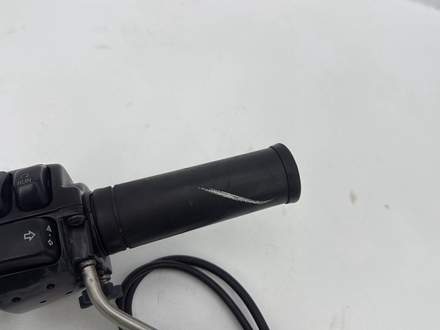2003 Harley Sportster XL1200C 1200 Custom Anniversary OEM Right Engine Start Kill Switches Controls