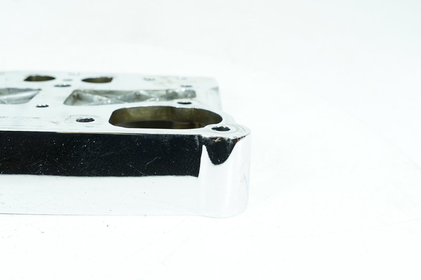 1999 - 2006 Harley-Davidson Touring Road King Classic Twin Cam Lower 1 Rocker Box 17543-99A 17543-99