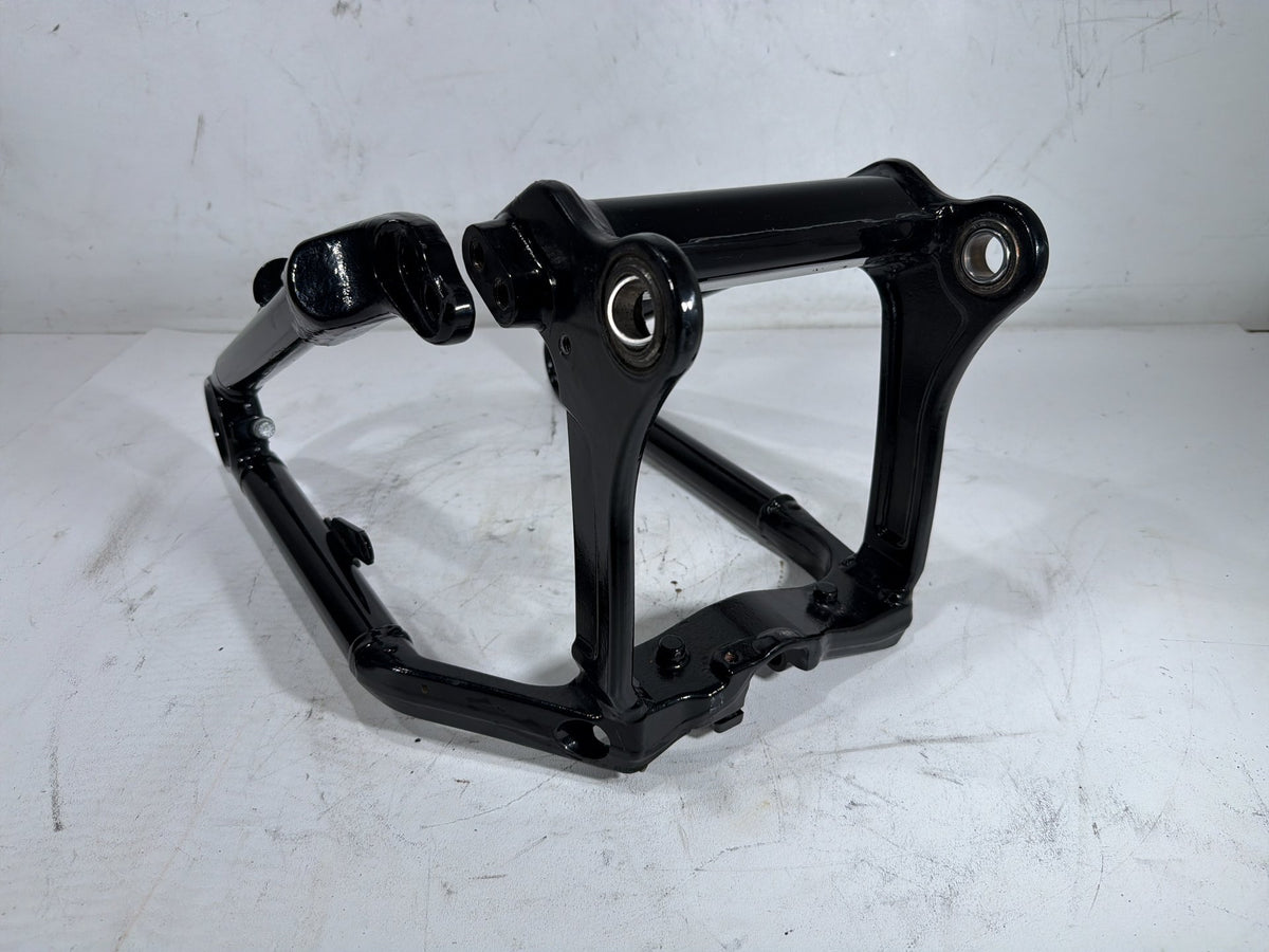 2020 Harley Softail Standard FXST OEM Rear Fork Swingarm Swing Arm