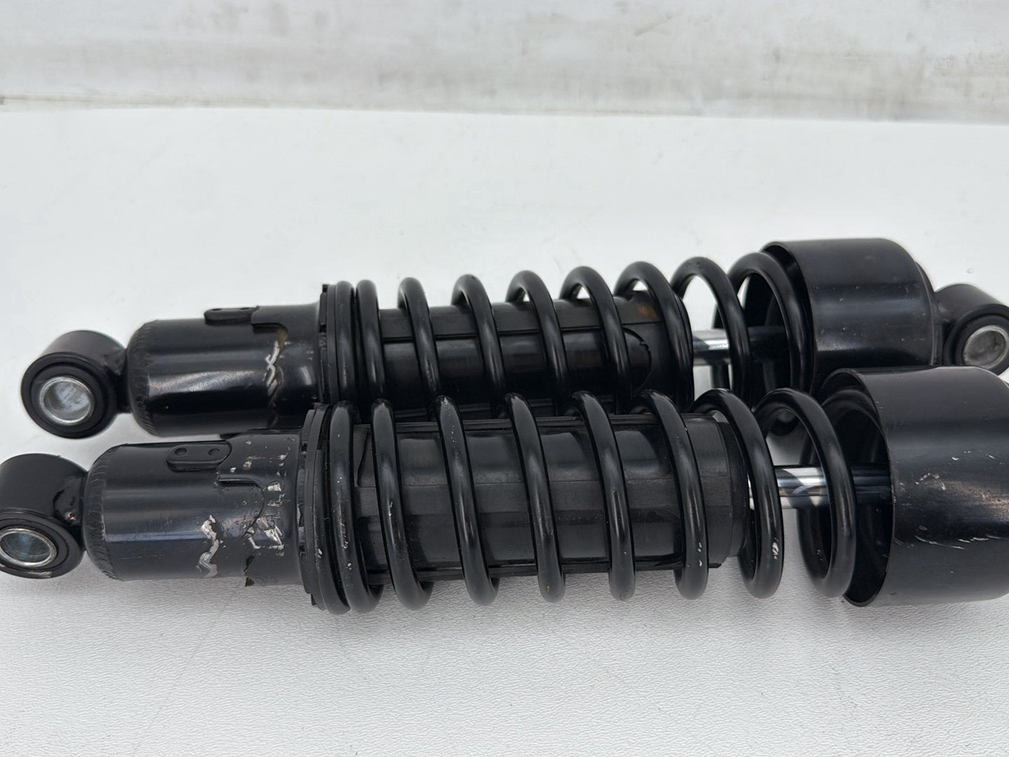 2007 Harley Street Glide Touring FLHX OEM Rear Left Right Shock Absorbers