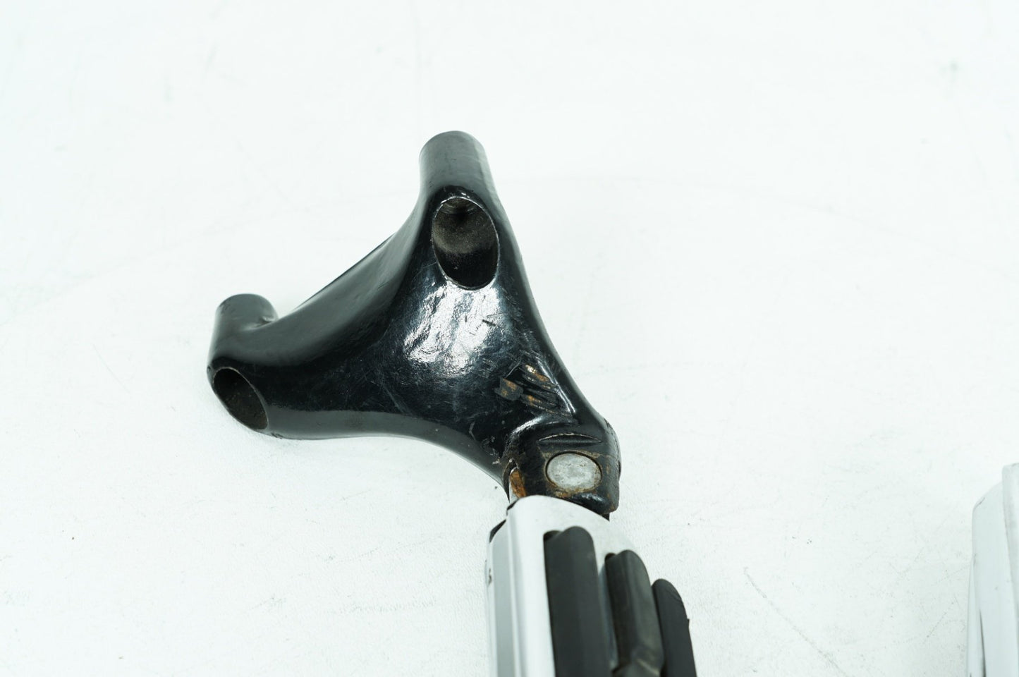 2004 - 2013 Harley-Davidson Sportster Custom Passenger Left & Right Foot Pegs 49314-04