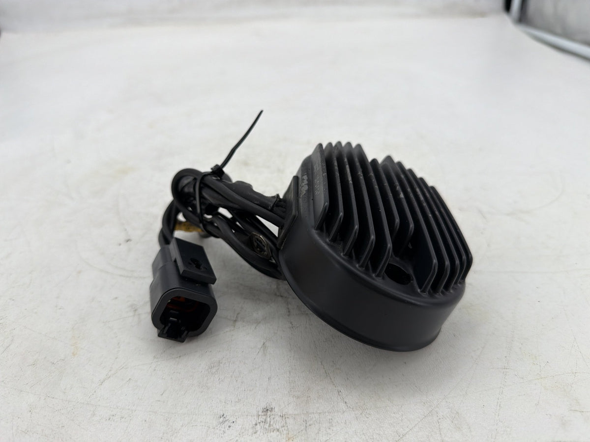 2001 Harley Softail Deuce FXSTD OEM Voltage Regulator Rectifier