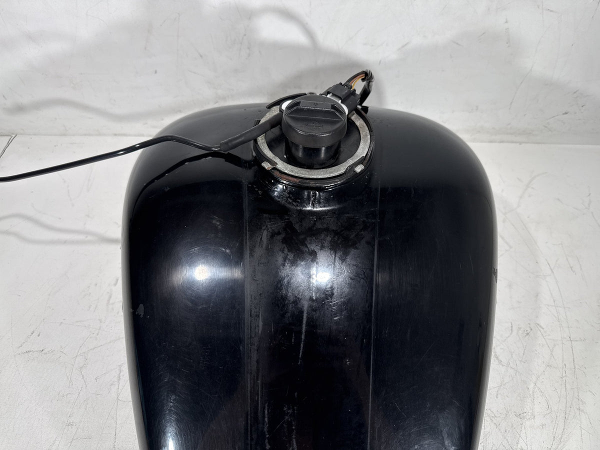 2011 Harley Street Glide Touring FLHX-103 OEM Fuel Gas Tank Gasoline Reservoir