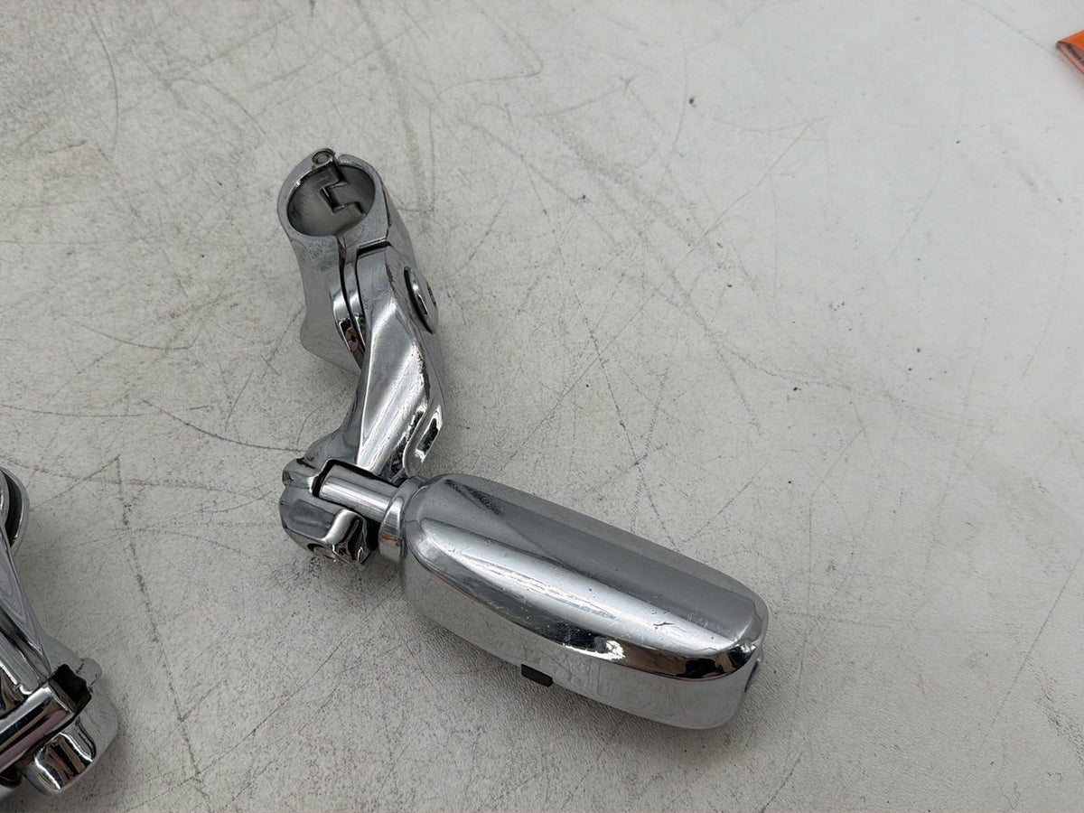 2010 Harley Electra Glide Touring Ultra OEM Front Right Left Highway Foot Pegs