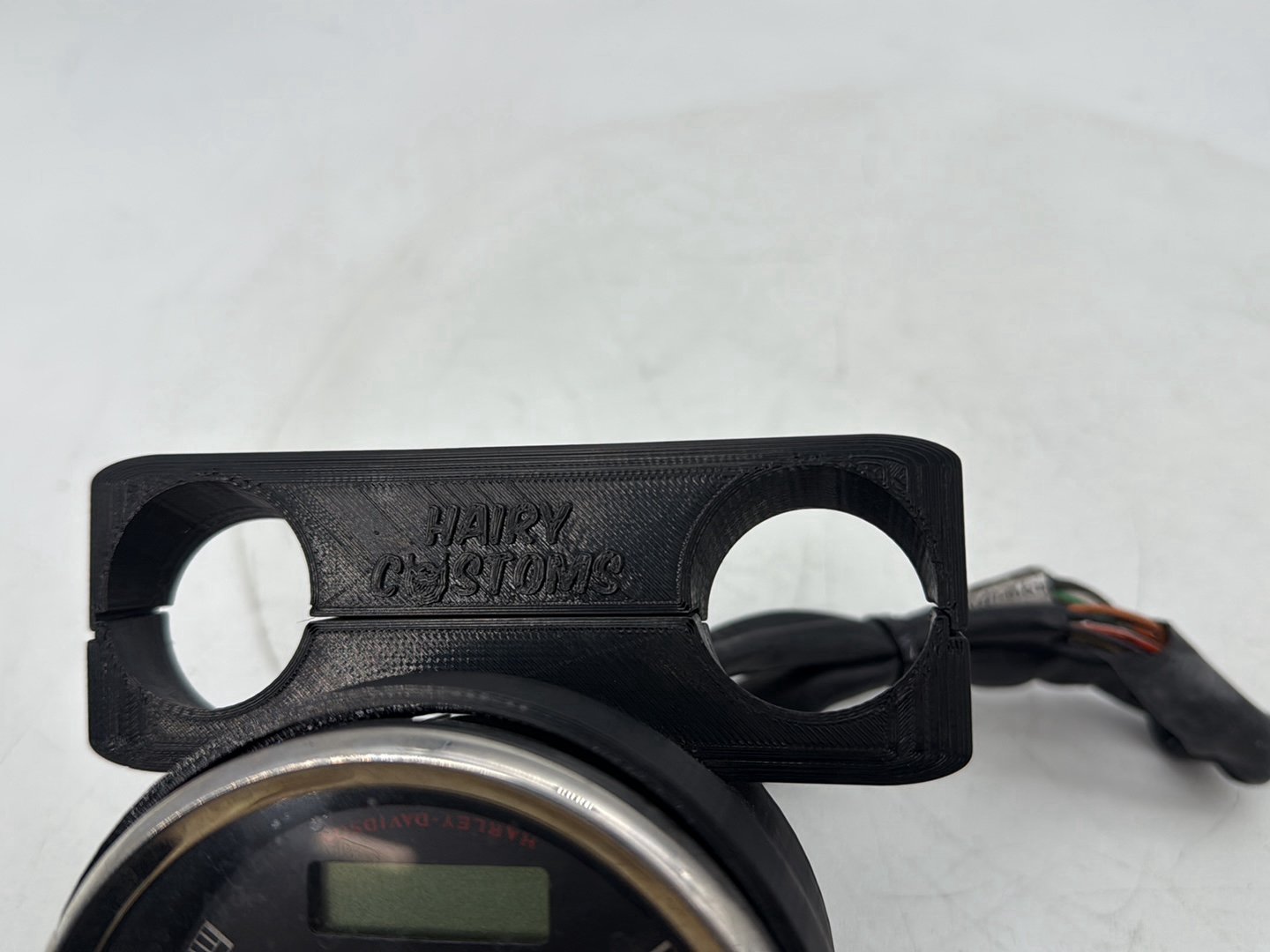 2007 - 2012 Harley-Davidson Dyna Super Glide Speedo Speedometer Gauge Cluster 67478-09