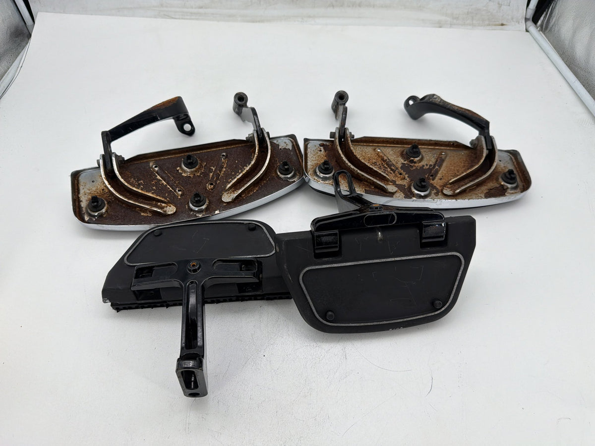 11 Harley Electra Glide Touring OEM Left Right Driver Pass Floorboard Foot Rest