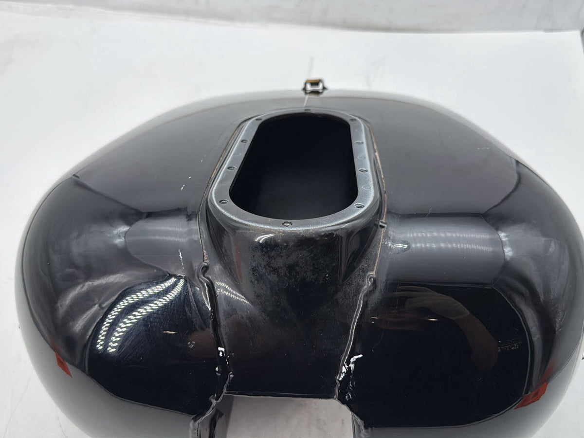 2007 Harley Touring FLHTP Electra Glide Police OEM Fuel Gas Tank Gasoline Reservoir
