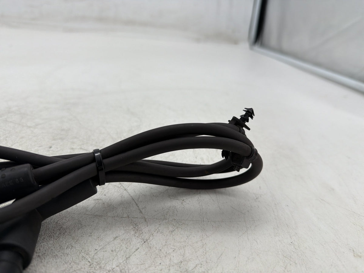 2011 Harley Electra Glide Touring Police OEM Ignition Coil Spark Plugs Cable