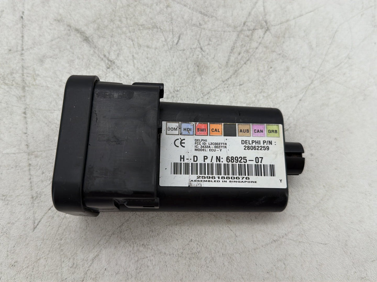 2007 Harley Dyna Street Bob FXDB OEM Turn Signal Security Module TSSM