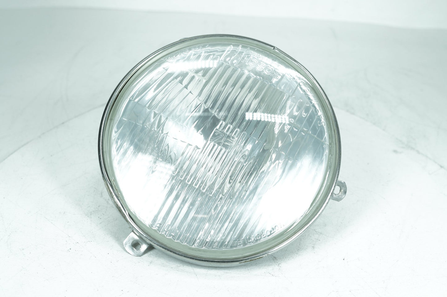 1984 - 1998 Harley-Davidson Touring Road King Classic Headlight Headlamp Head Light Halogen 67702-81A