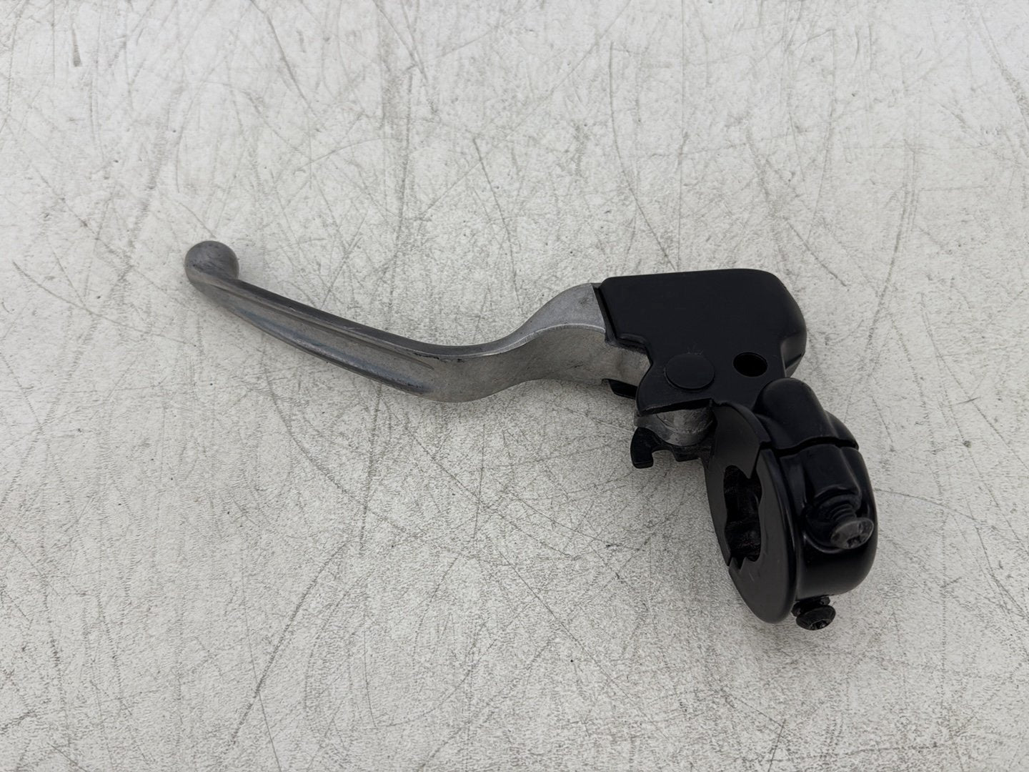 2011 Harley Street Glide Touring FLHX OEM Front Left Hand Clutch Control Lever