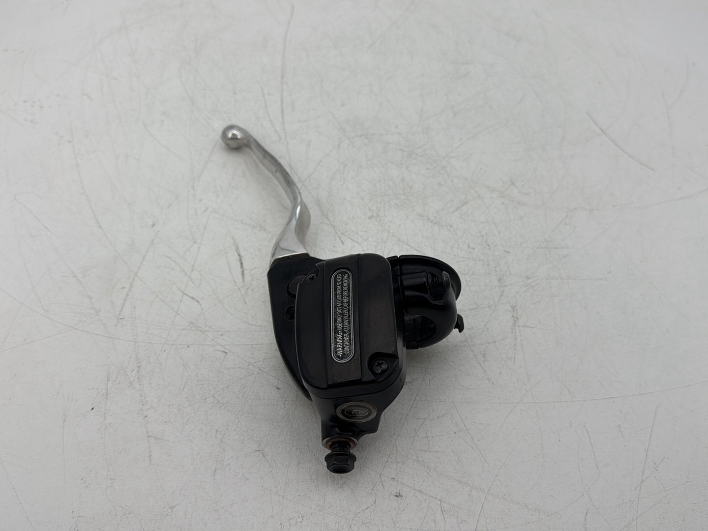2014 Harley Street Glide Touring FLHXS OEM Front Right Brake Lever Master Cylinder